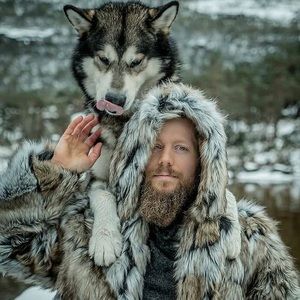 Meet your Posher, Enoch